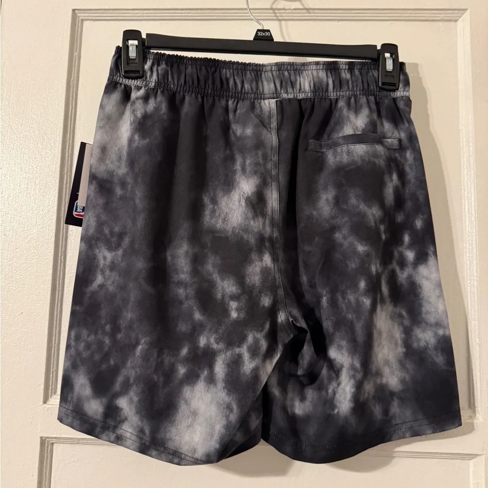 Laker Board shorts small NWT